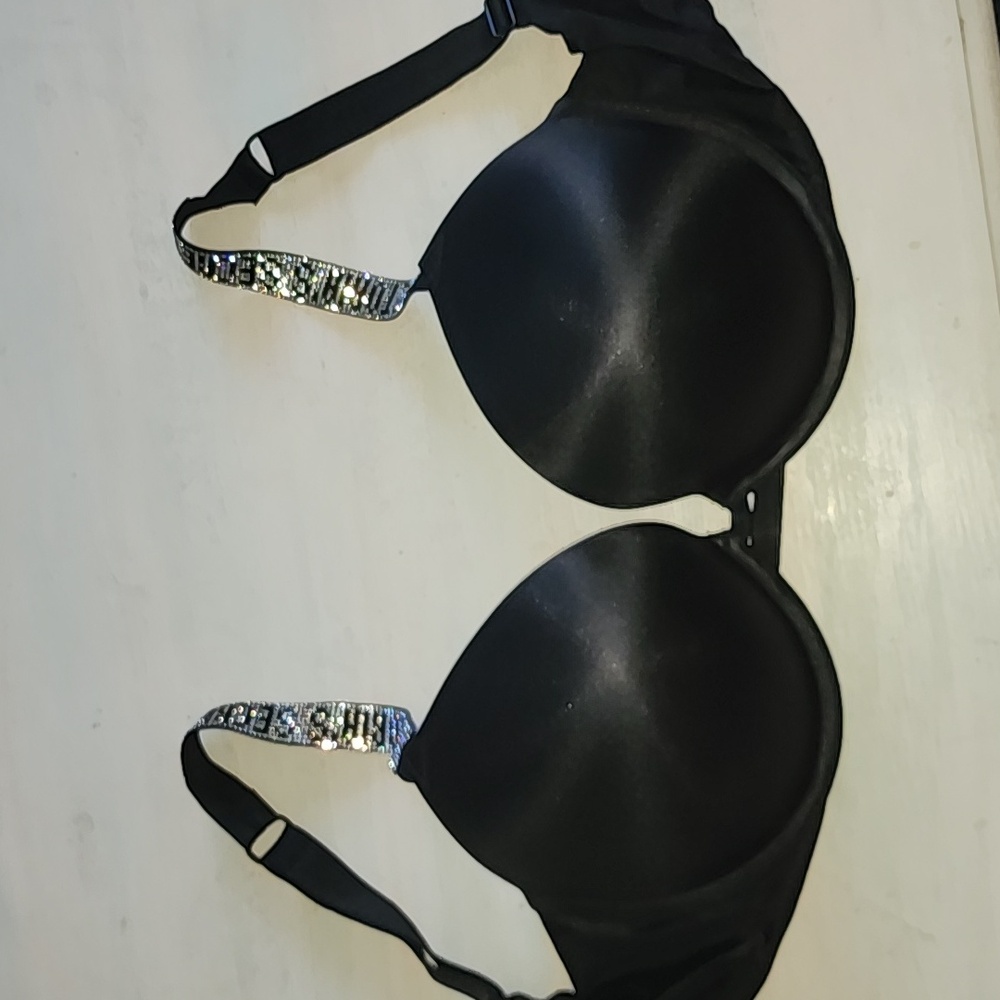 Victoria's Secret Very Sexy Push Up